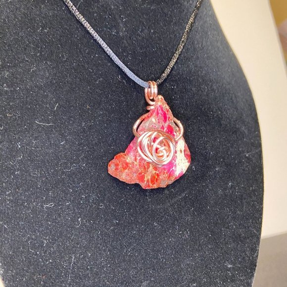 Pink Jasper Chunk Rosegold Wire Wrapped Pendant Handcrafted - Picture 8 of 10